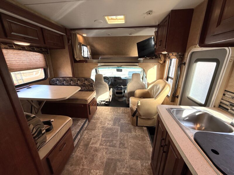 2015 Forest River Sunseeker 2650S with Slide - Image 16