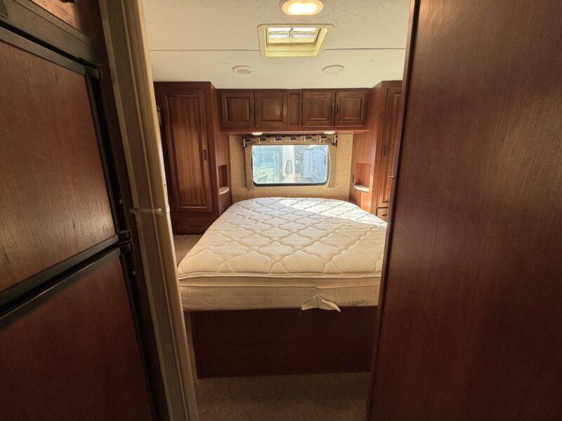 2015 Forest River Sunseeker 2650S with Slide - Image 37