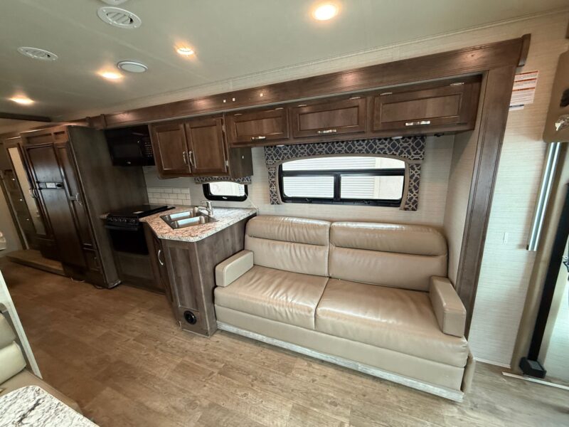 2018 Jayco Alante 29S Slide & Low Miles - Image 39