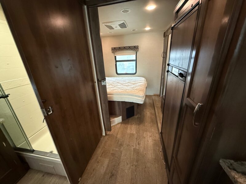 2018 Jayco Alante 29S Slide & Low Miles - Image 51