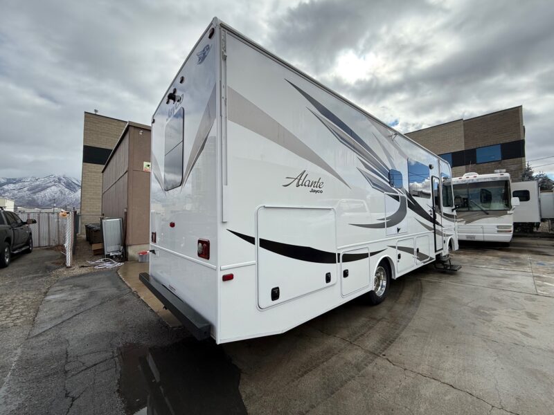 2018 Jayco Alante 29S Slide & Low Miles - Image 24