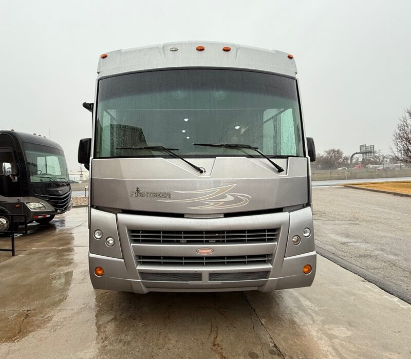 2011 Winnebago Sightseer 33C with 3 Slides - Image 10