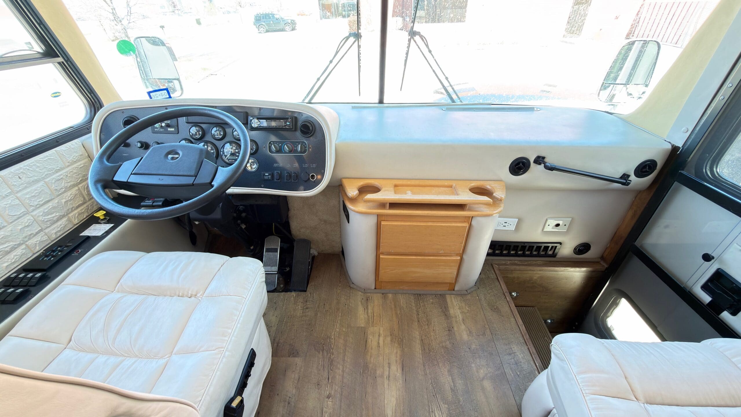 2002 Tiffin Allegro Bus 38TP with 3 Slides - Image 31