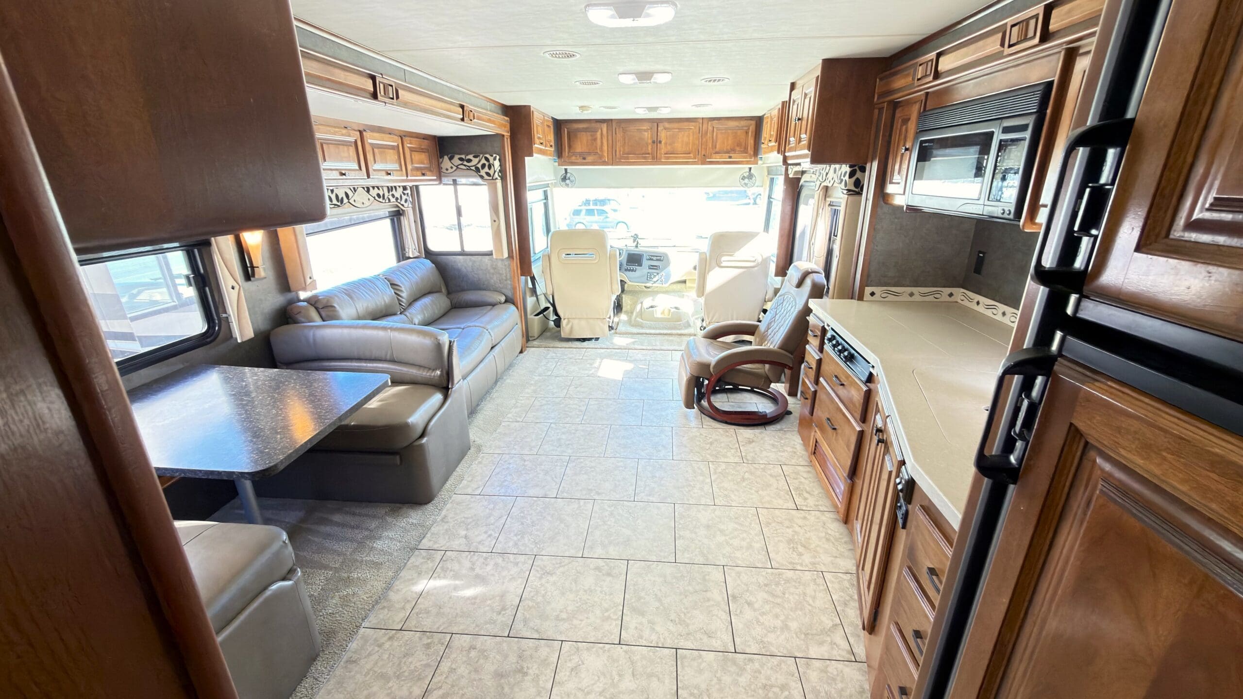 2012 Tiffin Allegro Open Road 34TGA - Image 27