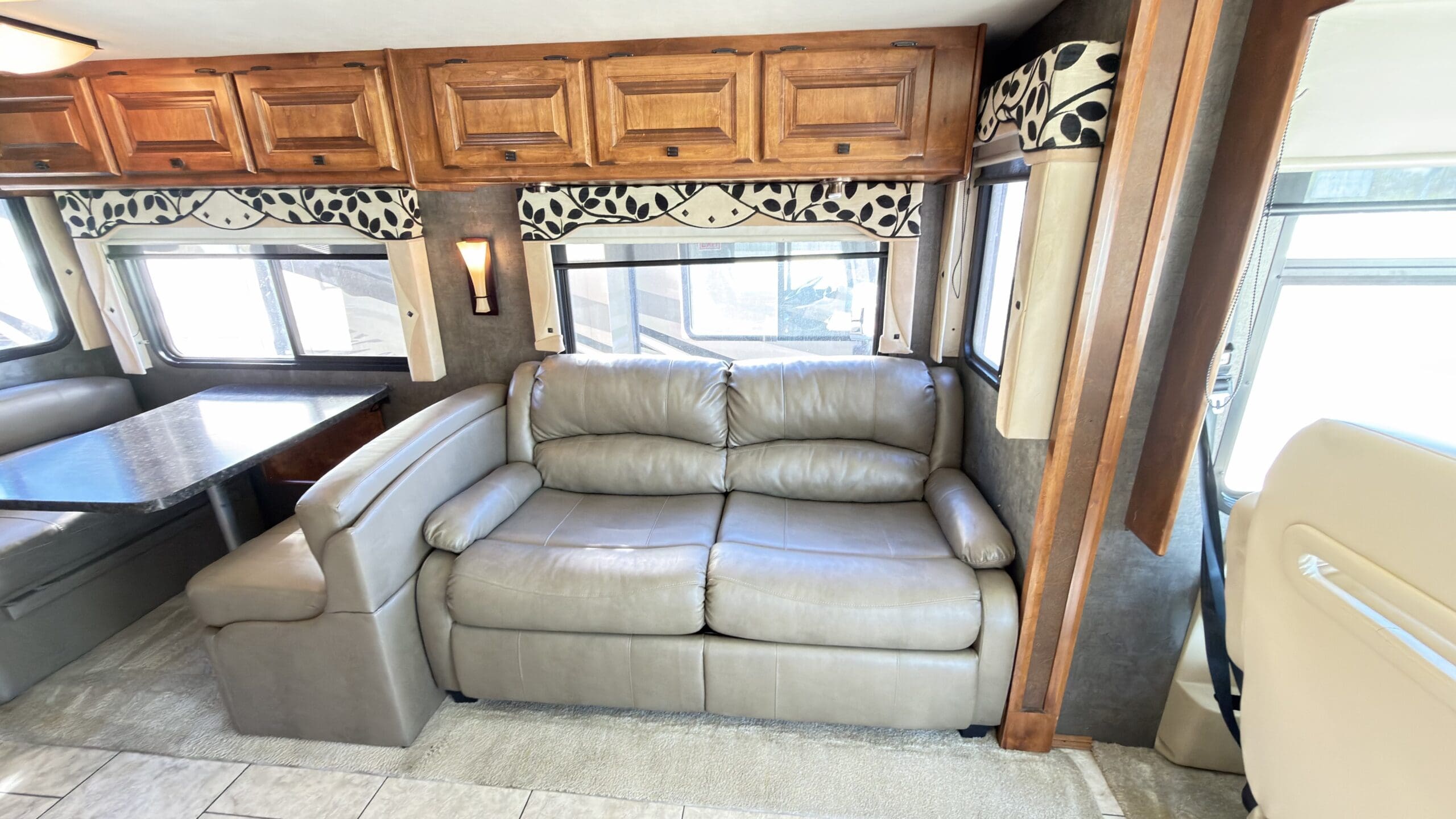 2012 Tiffin Allegro Open Road 34TGA - Image 30