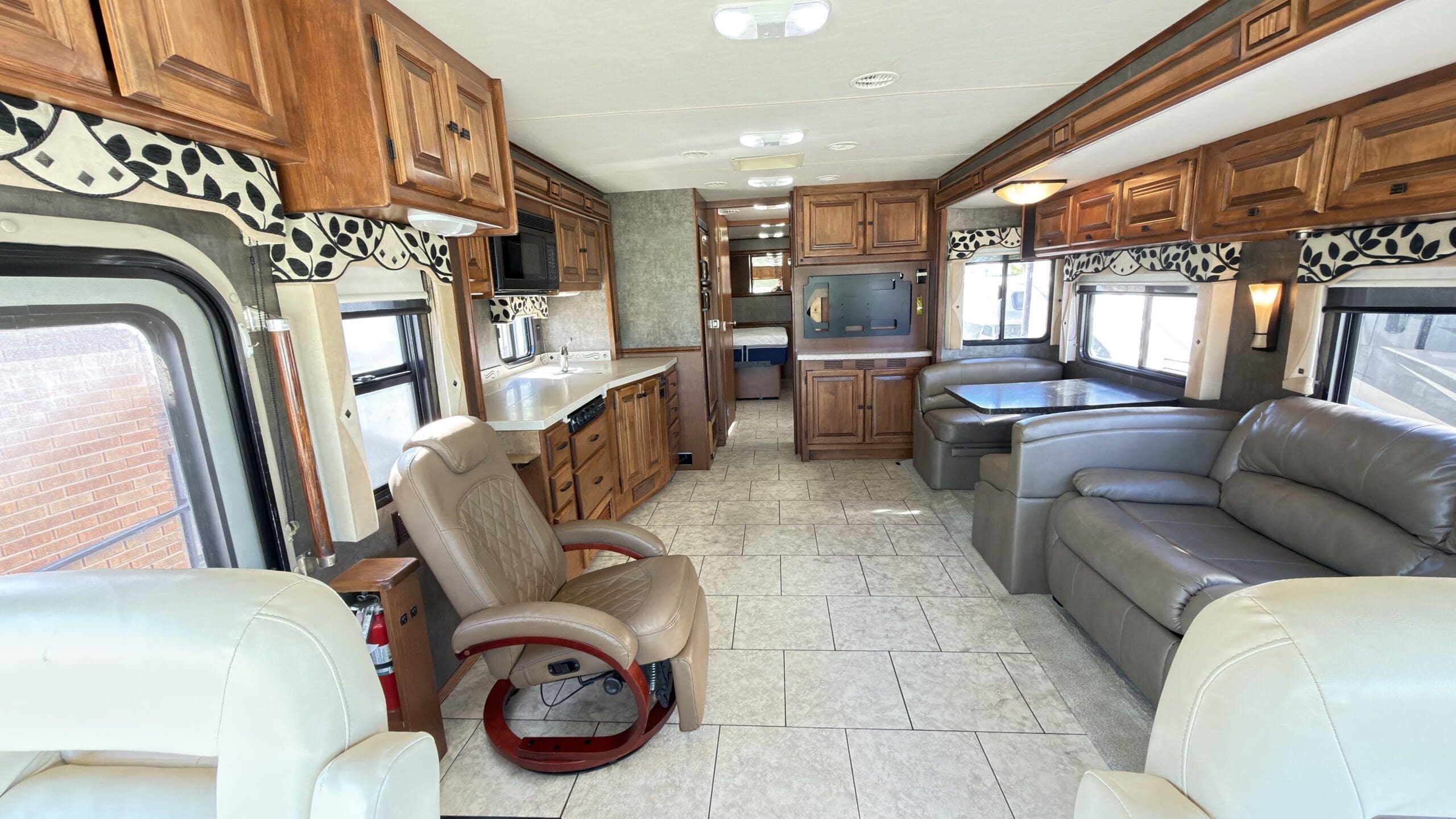 2012 Tiffin Allegro Open Road 34TGA - Image 36