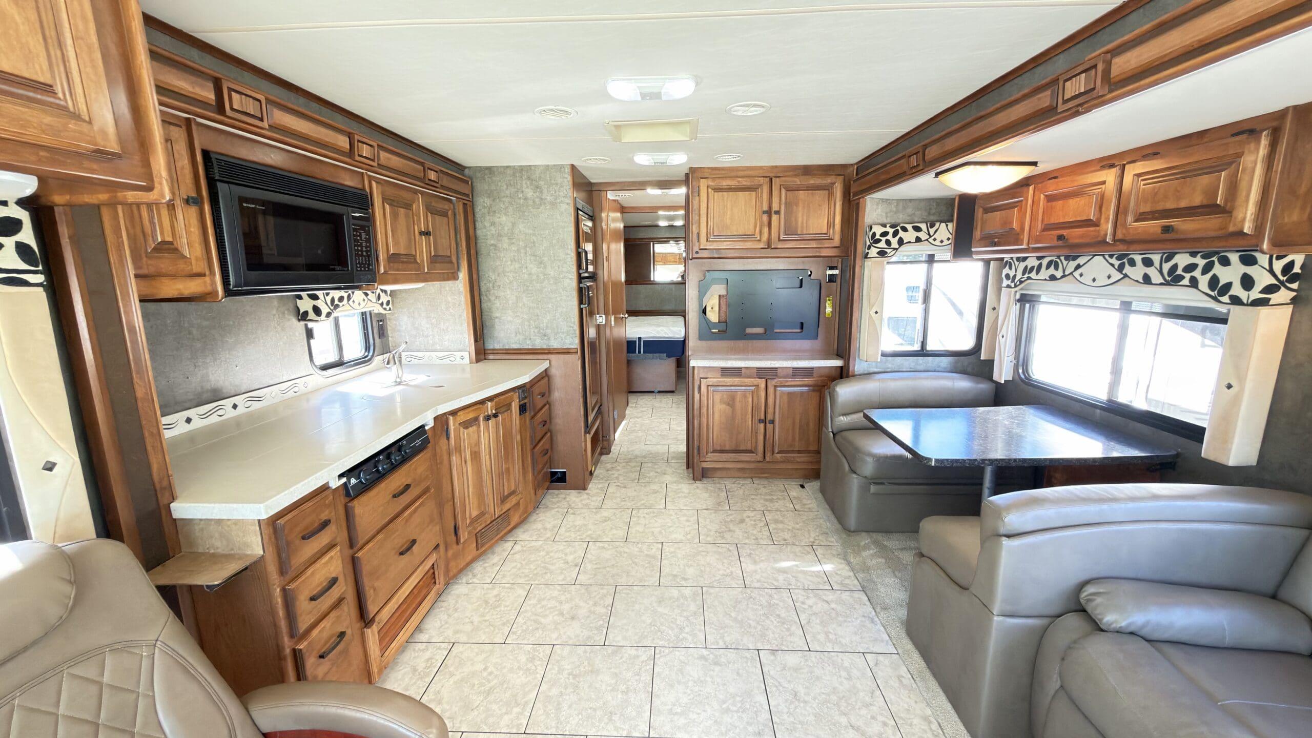2012 Tiffin Allegro Open Road 34TGA - Image 37