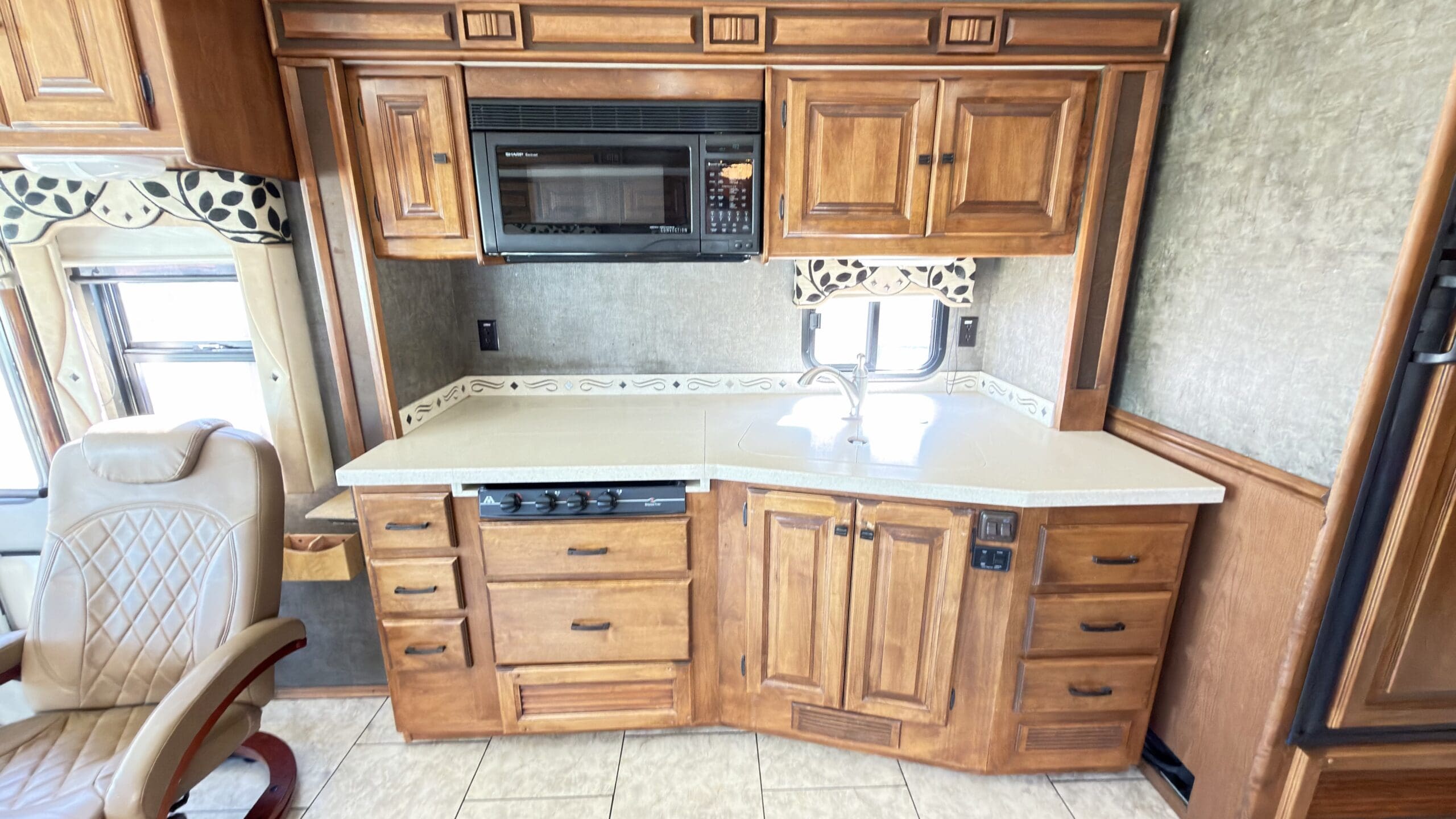 2012 Tiffin Allegro Open Road 34TGA - Image 39
