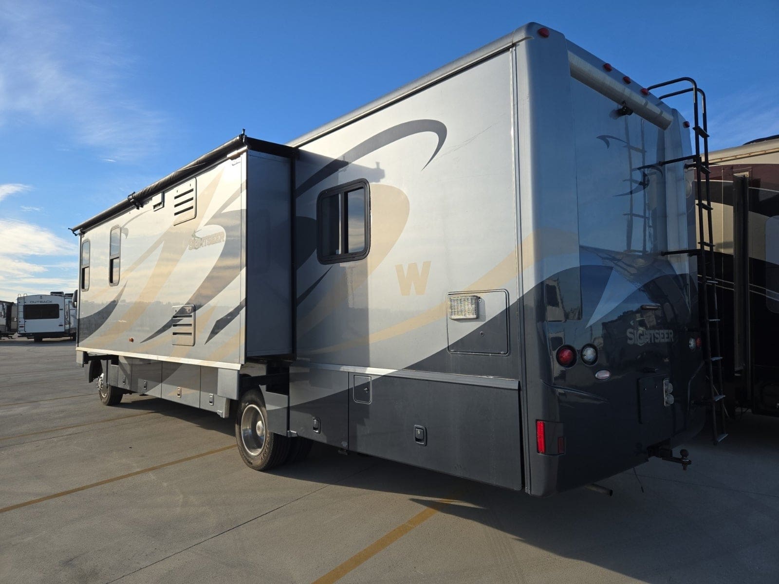 2011 Winnebago Sightseer 33C with 3 Slides - Image 2