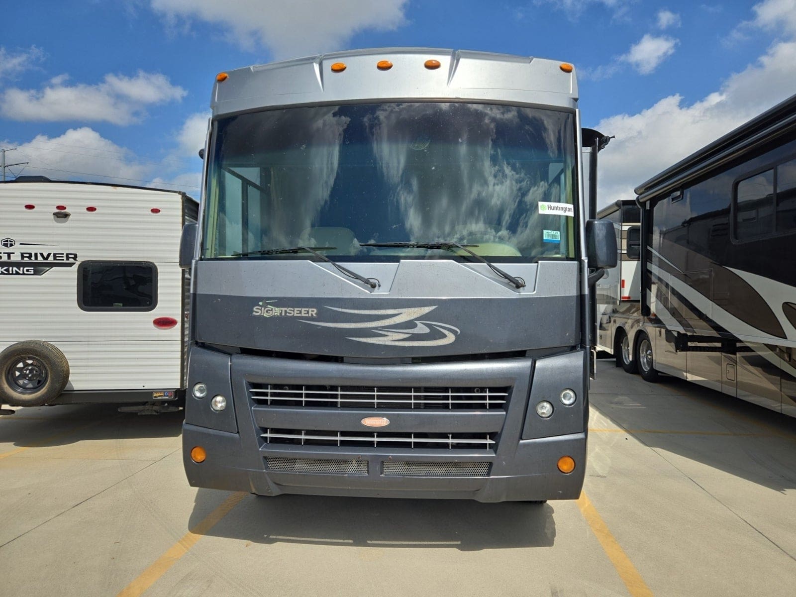 2011 Winnebago Sightseer 33C with 3 Slides - Image 3