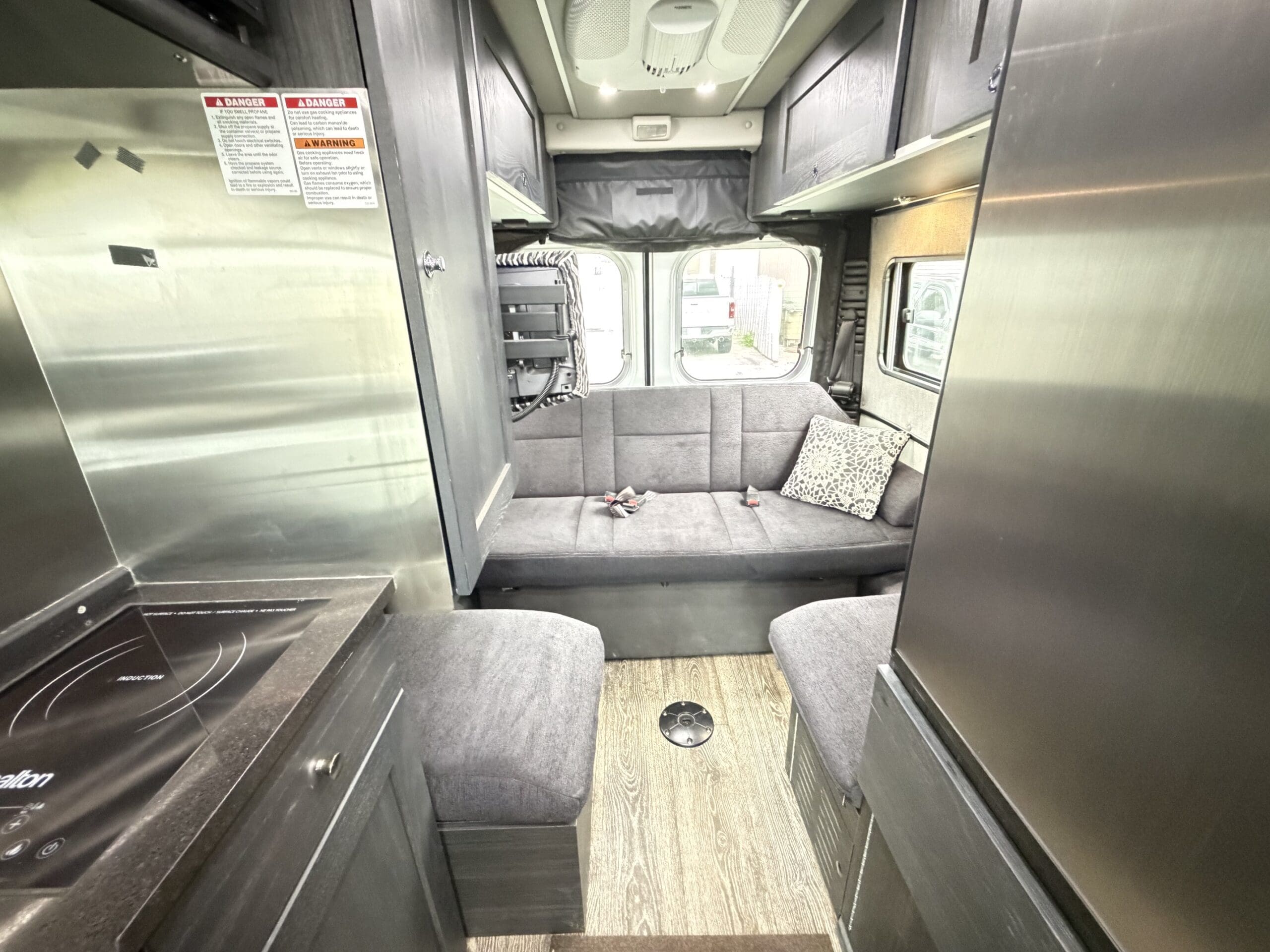 2021 Roadtrek Zion SRT Class B with Low miles - Image 26