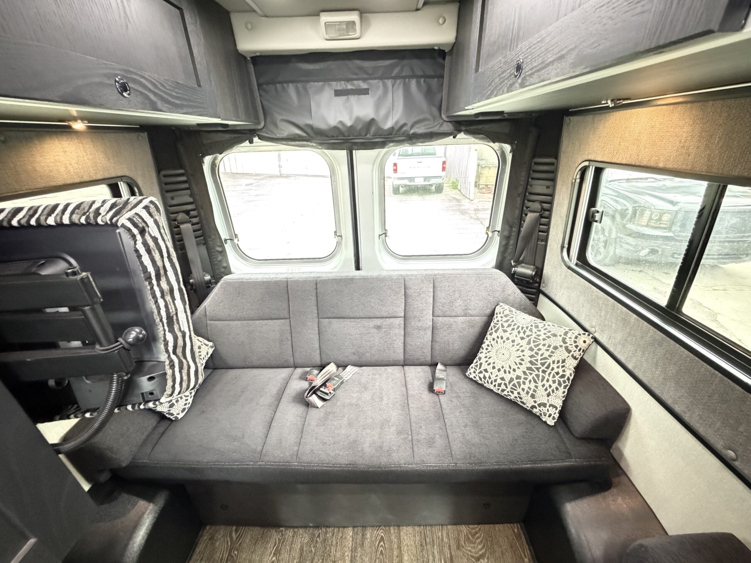 2021 Roadtrek Zion SRT Class B with Low miles - Image 27