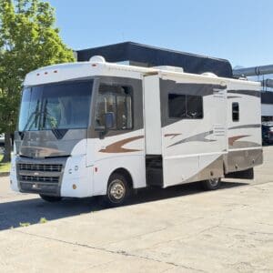 2008 Winnebago Sightseer 26P With 2 Slides