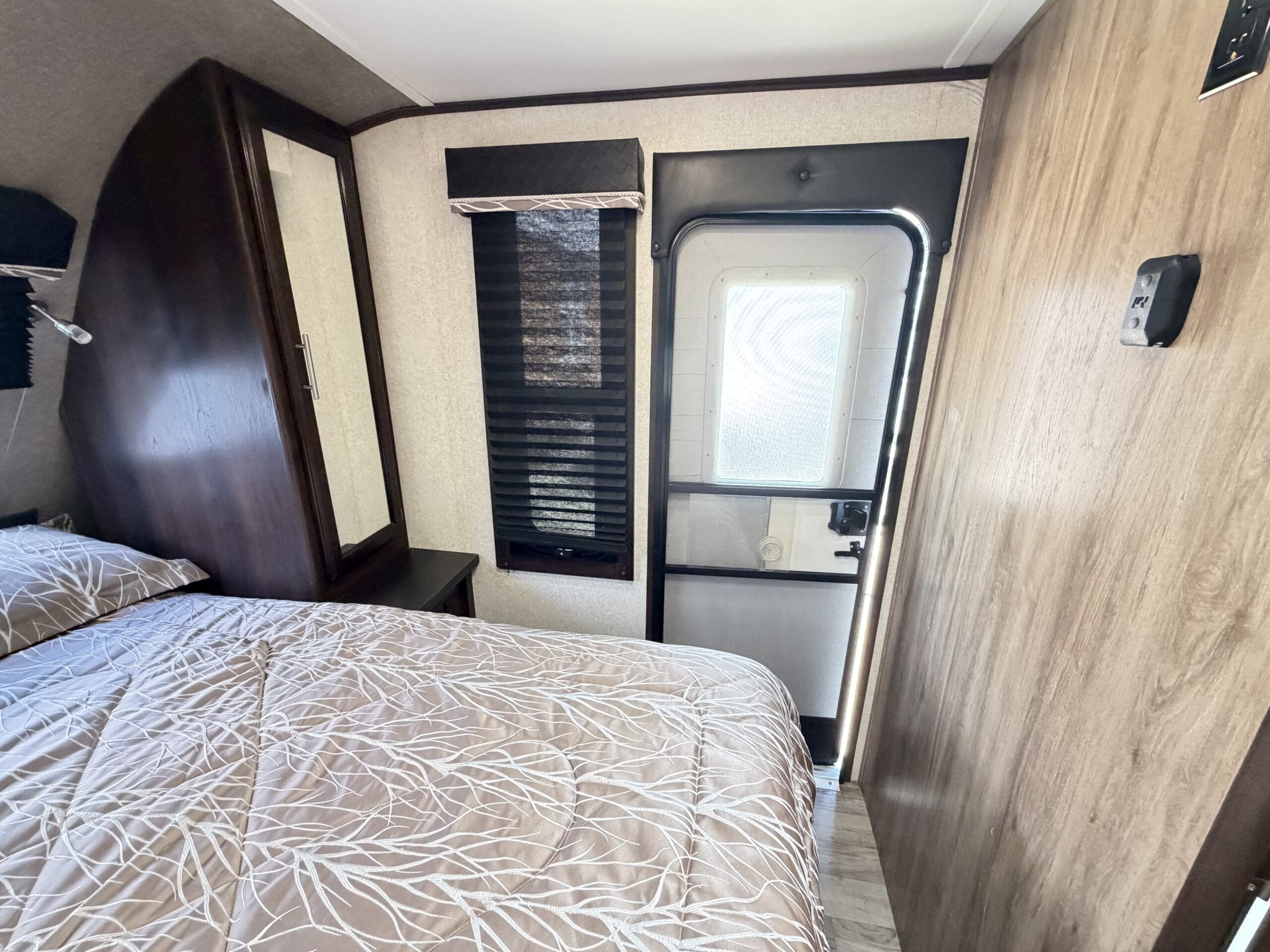 2018 Jayco White Hawk 26RK with large Slide - Image 29