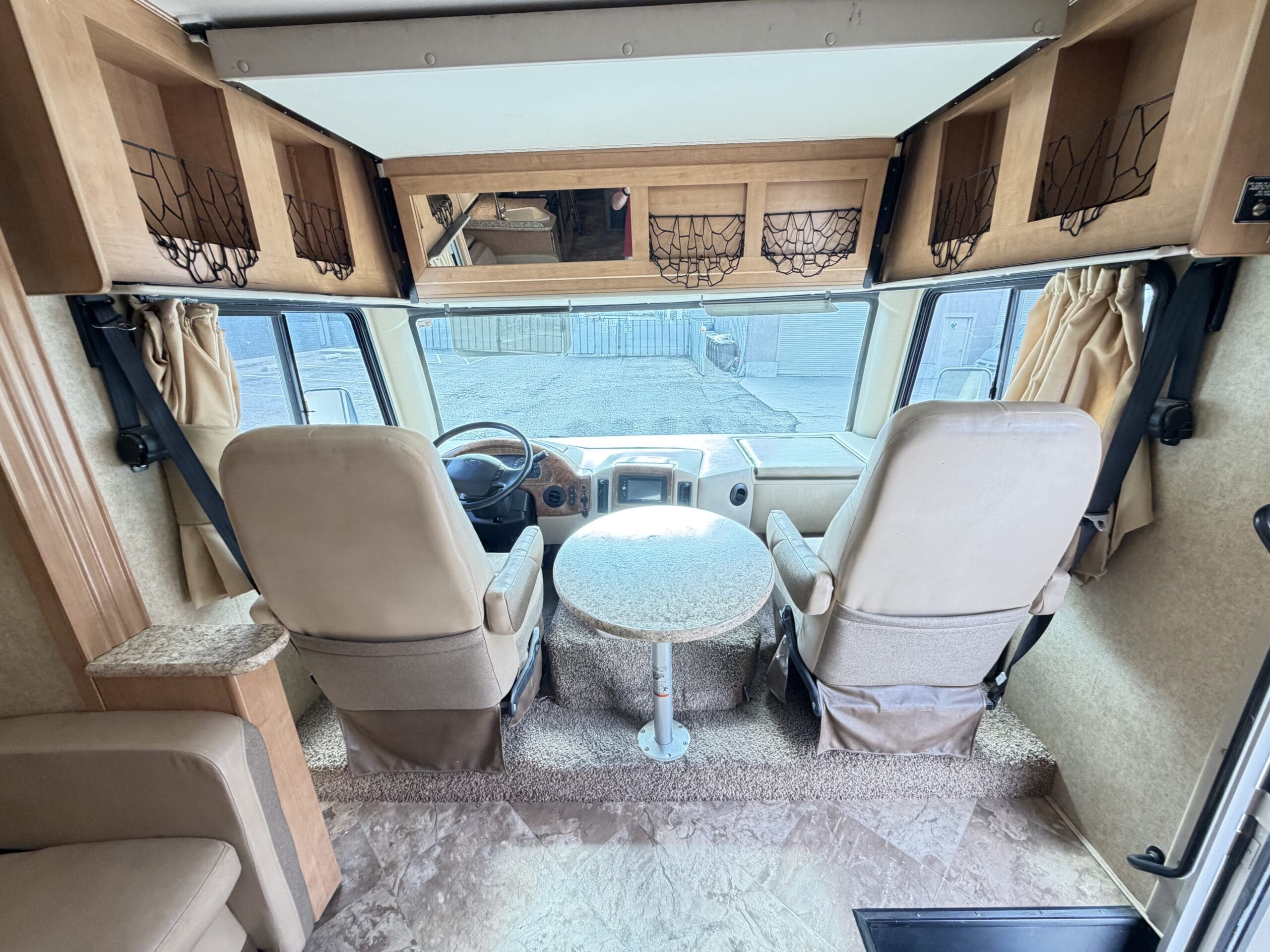 2015 Thor A.C.E 29.3 Slide & Low Miles - Image 24