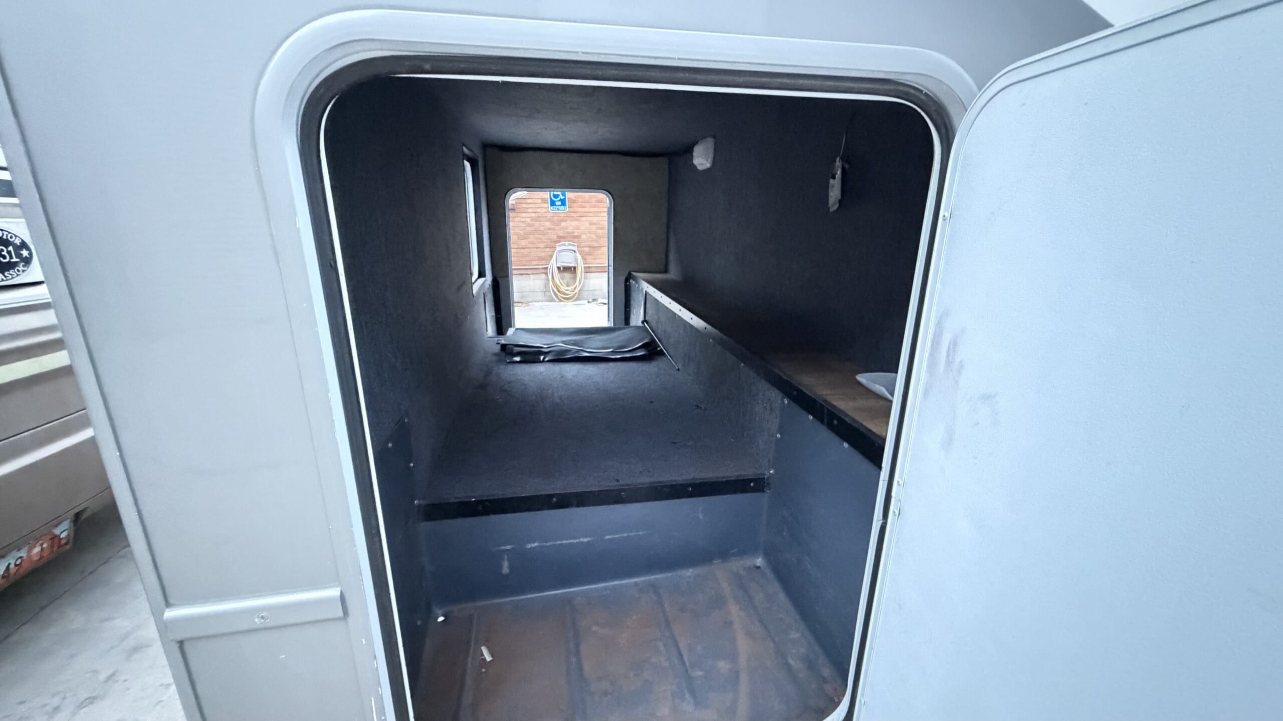 2013 Fleetwood Storm 28MS with Slide - Image 17