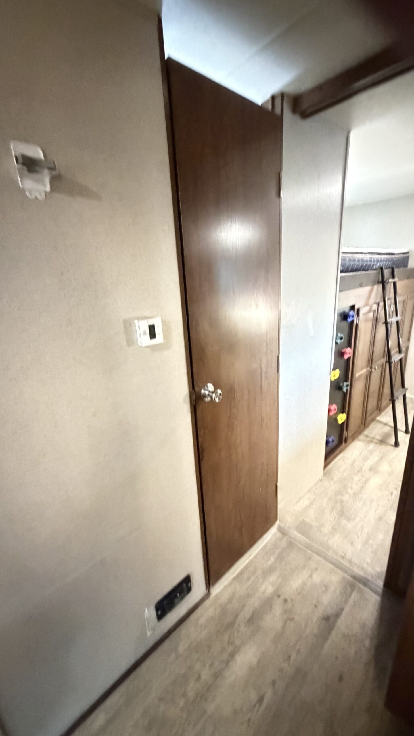2017 Coachmen Freedom Express Liberty 310BHDS - Image 19