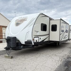 2017 Coachmen Freedom Express Liberty 310BHDS