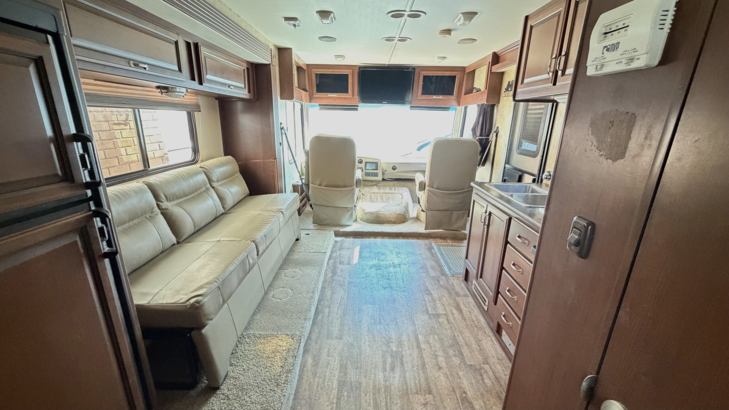 2013 Fleetwood Storm 28MS with Slide - Image 22