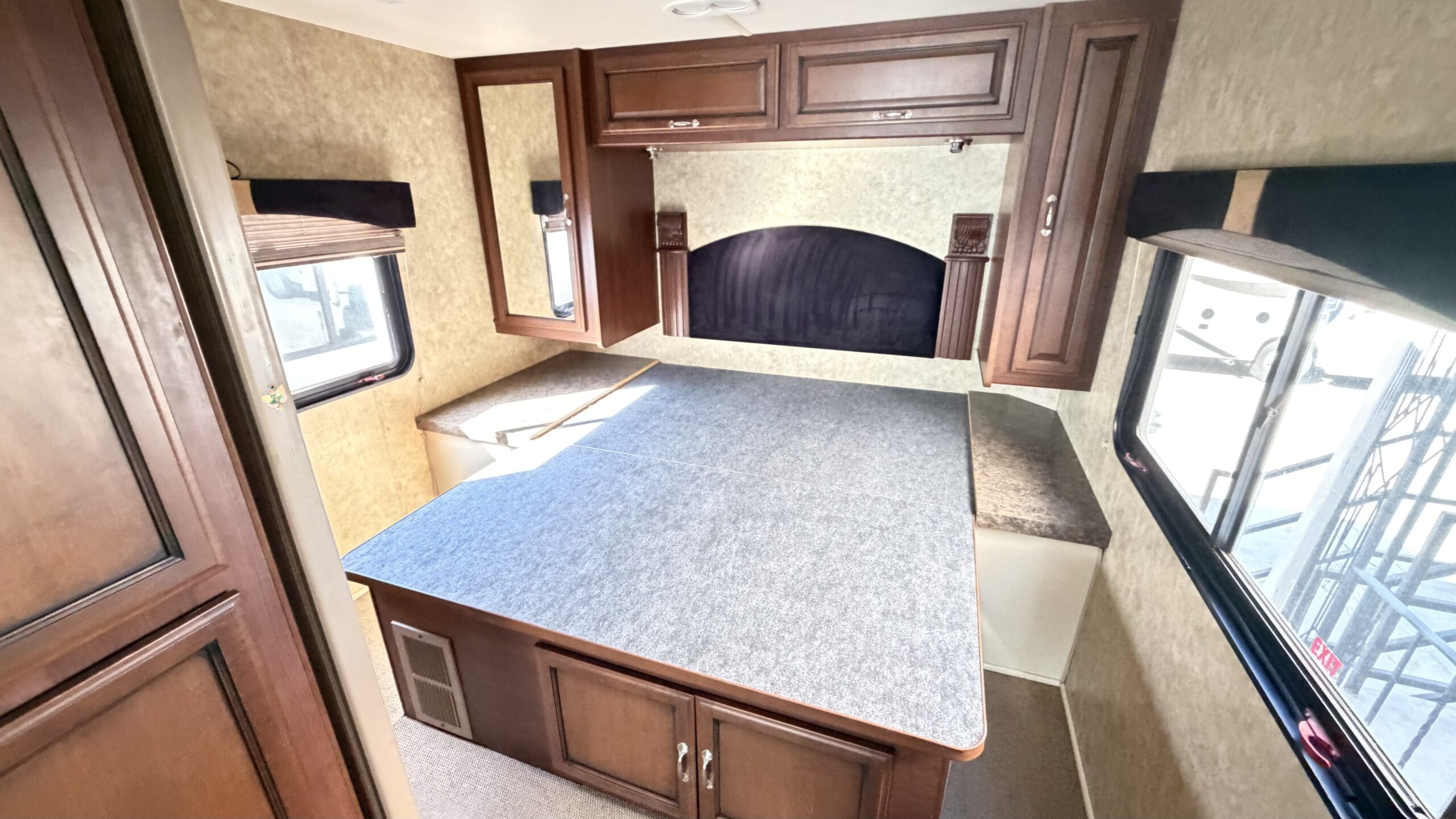 2013 Fleetwood Storm 28MS with Slide - Image 42