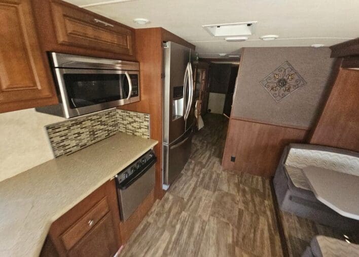 2016 Forest River Georgetown 364TS bunks & Bath 1/2 - Image 11