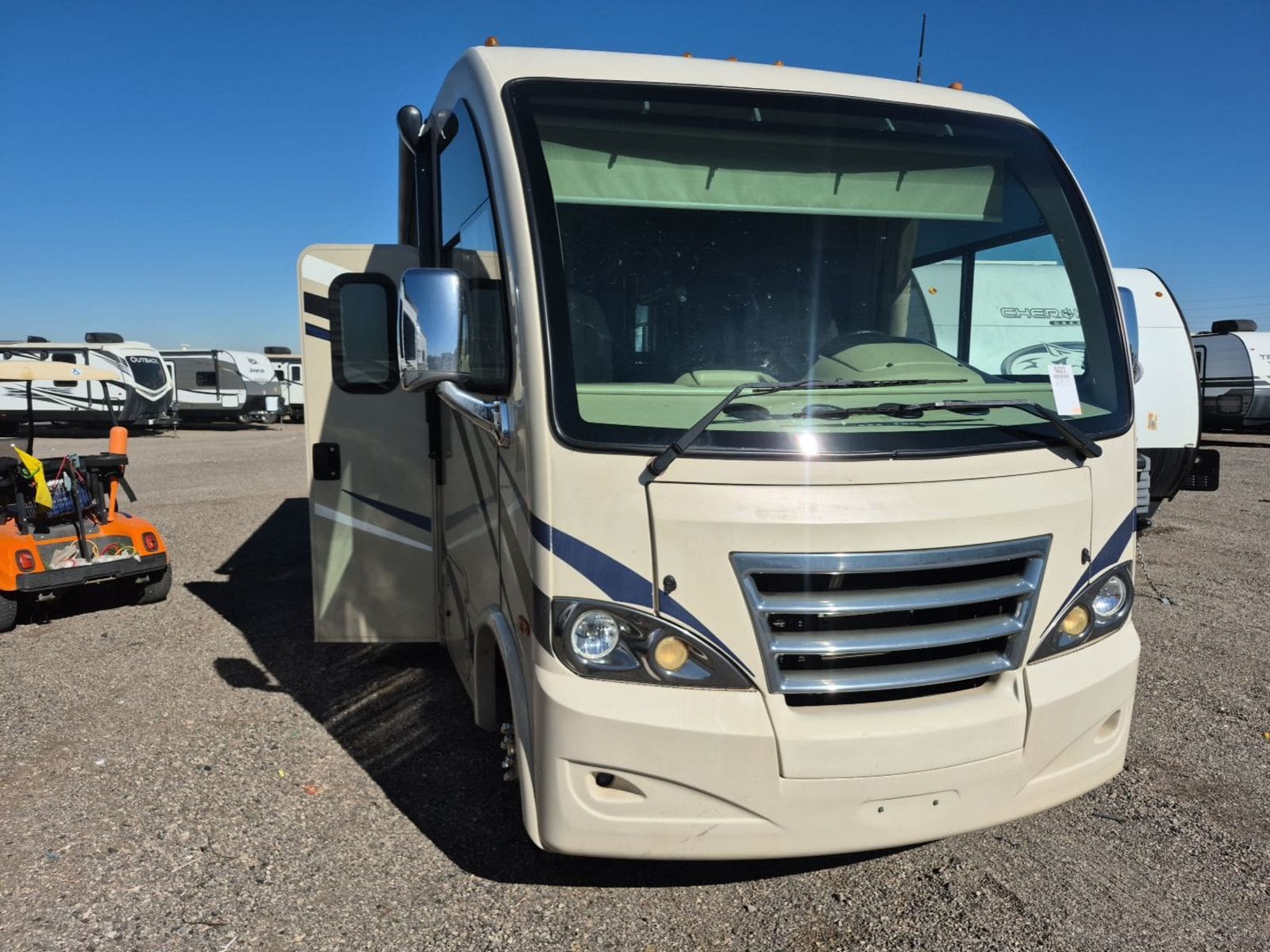 2017 Thor AXIS 25.2 Class A motorhome - Image 5
