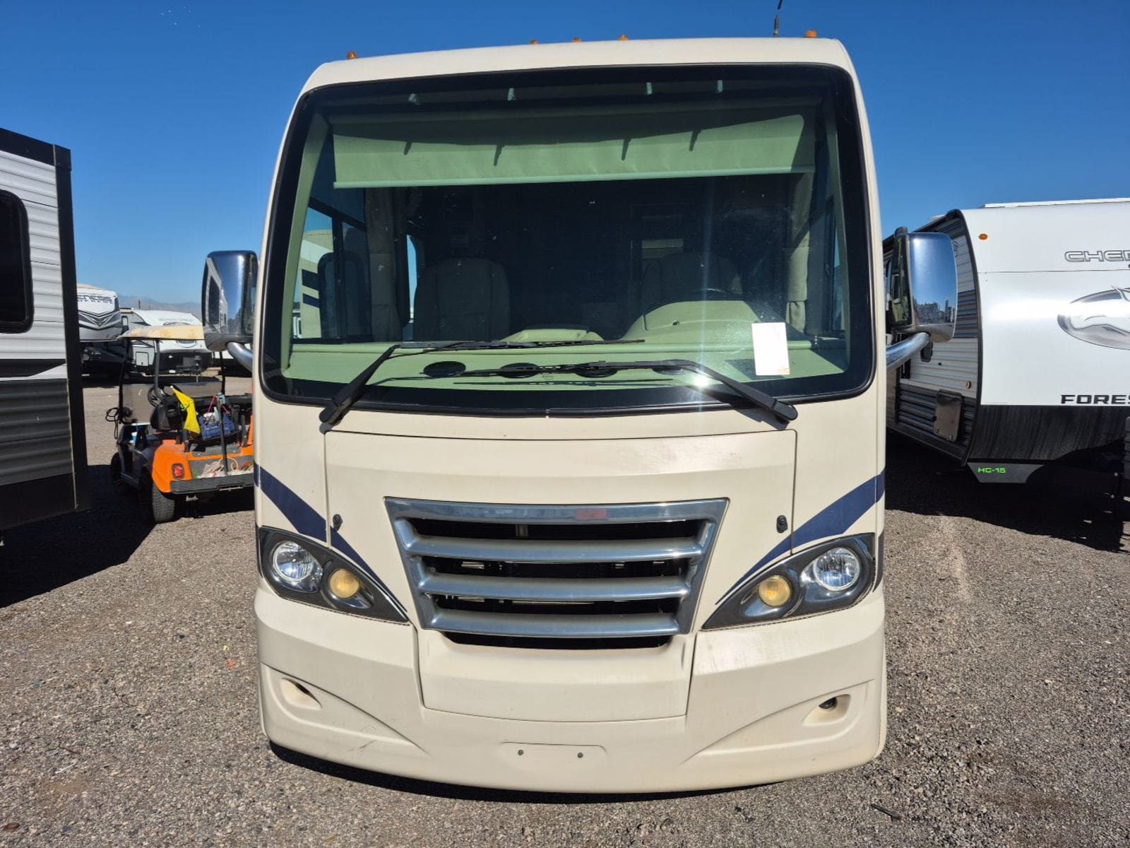 2017 Thor AXIS 25.2 Class A motorhome - Image 4