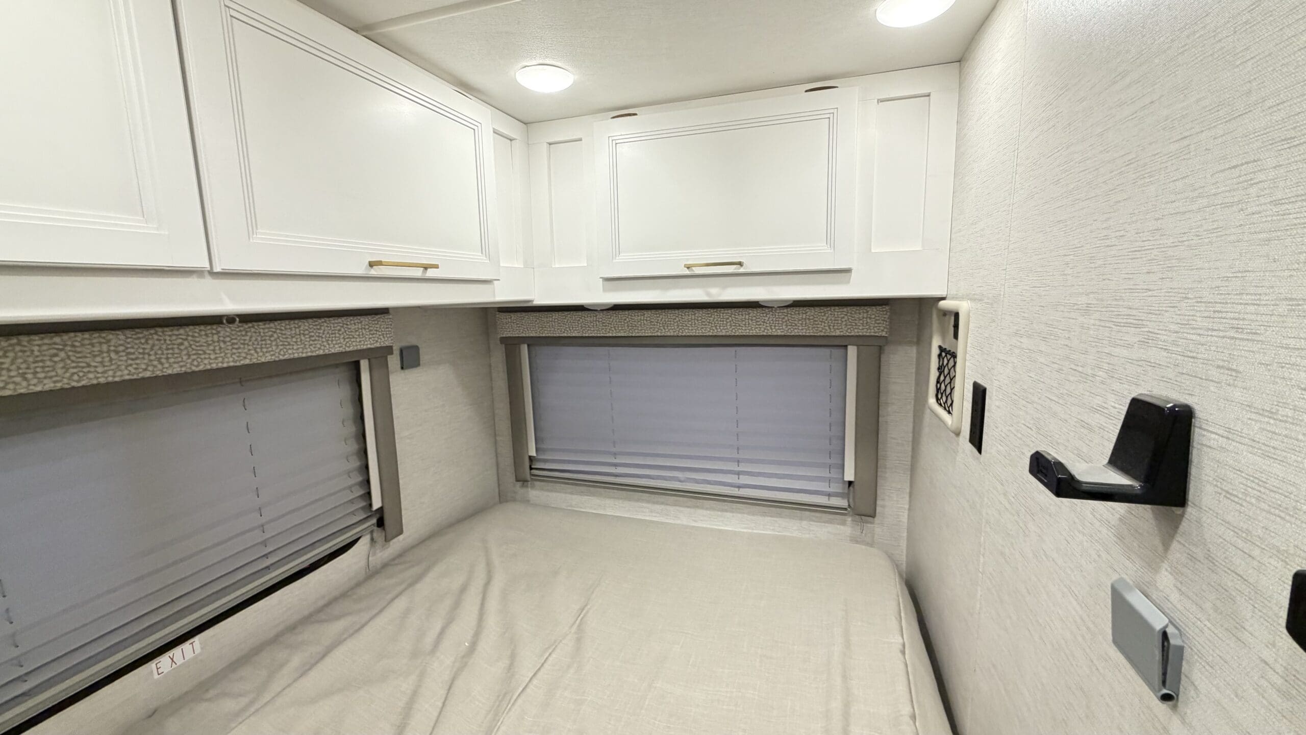 2025 Thor Chateau 22E Class C motorhome - Image 38